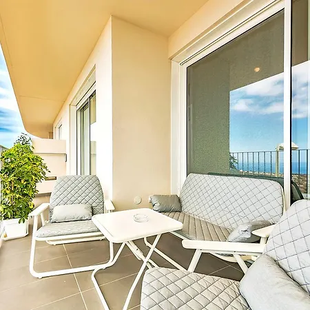 Tesoro Sea View Apartment Adeje