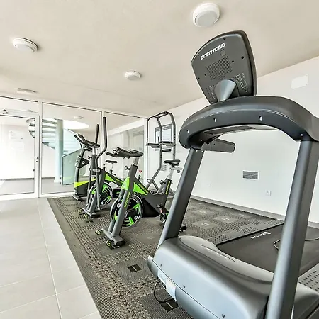 Tesoro Sea View Apartment